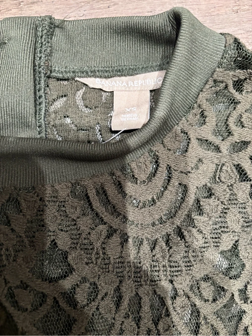 Banana Republic Olive Green Lace Top XS